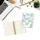 Graphique 2024-2025 Academic Roses Weekly/Monthly Desk Planner - 6" x 8"-July 2024 - December 2025