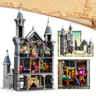 LEGO One Piece Battle at Drum Castle-Open the walls to expand the play area and explore the multilevel castle