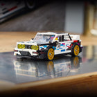 LEGO Speed Champions BMW M3 (E30)-Authentic details from the real-life version include a square hood and rear wing