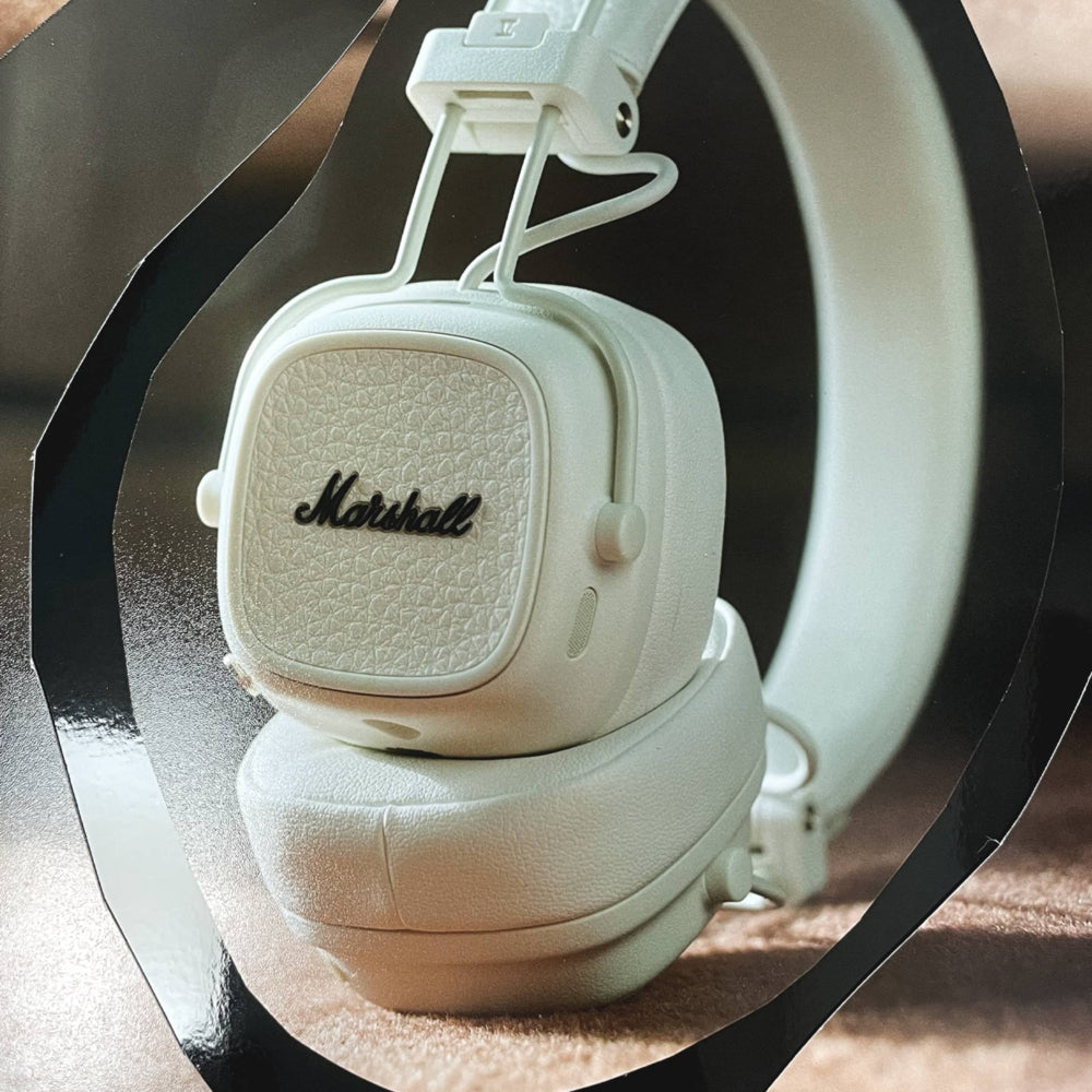 Marshall Major V Wireless On-Ear Headphones - Cream | staples.ca