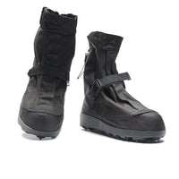 Impacto Bigfoot Full Boot Overshoe Ice Traction - Medium - Men 7-8.5/Women 9-10.5 - Black - 1 Pair-Perfect for utility workers, department of transportation road crews, railroad and airport employees, snow, and ice removal crews and anyone else working outdoors in the winter