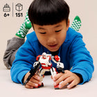 LEGO Star Wars Clone Shock Trooper Mech-Place the Clone Shock Trooper LEGO minifigure in the mech’s cockpit