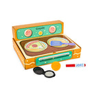Crayola Colour Wonder Scented Kitchen Playset-Convertible packaging: flip the box into a make‑believe oven and watch colouring time transform into a full kitchen adventure