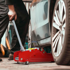 HOMCOM Hydraulic Low Profile Jack - Red-2.5-ton (5,000 lbs) capacity suitable for most cars and SUVs