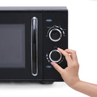 Commercial Chef 0.9 cu ft. 900W Countertop Microwave - Black-Impressive Features: When it comes to countertop microwave ovens, our black microwave cooker is superior with 900 watts of power, a convenient microwave handle, turntable, & 0.9 cu. ft. capacity.