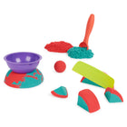Kinetic Sand Mold N Flow-Reusable storage: The Kinetic Sand Mold n’ Flow set includes a resealable storage bag, allowing kids to pack up their sand when they’re done playing