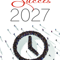 Monde Différent 2027 Success Monthly and Daily Planner - 5-1/4" x 8-1/4"-One day per page, divided into half-hour segments from 7 am to 9 pm