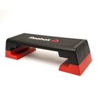 Reebok Step The Original - Red-Ribbed side panels deliver maximum traction on the outermost edges