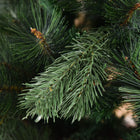 HOMCOM 6' Artificial Christmas Tree with Realistic Branch Tips Green-Crafted from high-quality materials with excellent workmanship 