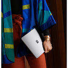 Microsoft Surface Laptop 5 13.5" - Intel Core i5 - 256 GB SSD - 8 GB RAM - Windows 11 Home - Platinum-Graphics: Intel Iris Xe Graphics