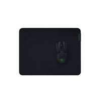 Razer Gigantus V2 Mousemat - M-Textured micro-weave cloth surface for speed and control