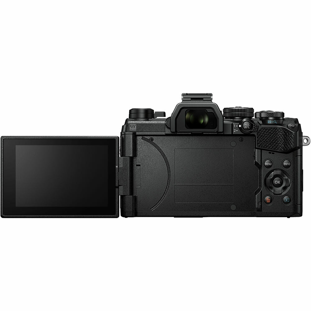 OM System OM-5 Black Body with M Zuiko Digital ED 12-45mm F4.0 PRO