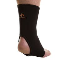 Impacto TS204 Thermo Wrap Ankle Support, Medium-Natural heat therapy for prevention, treatment and rehabilitation of RSI